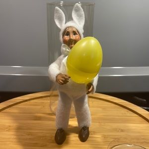 Kindles Ornaments face character bunny with plastic egg - you can pose- …